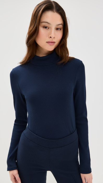 DONNI. The Rib Turtleneck