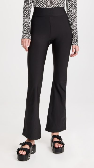 Plush Fleece-Lined Flare Leggings